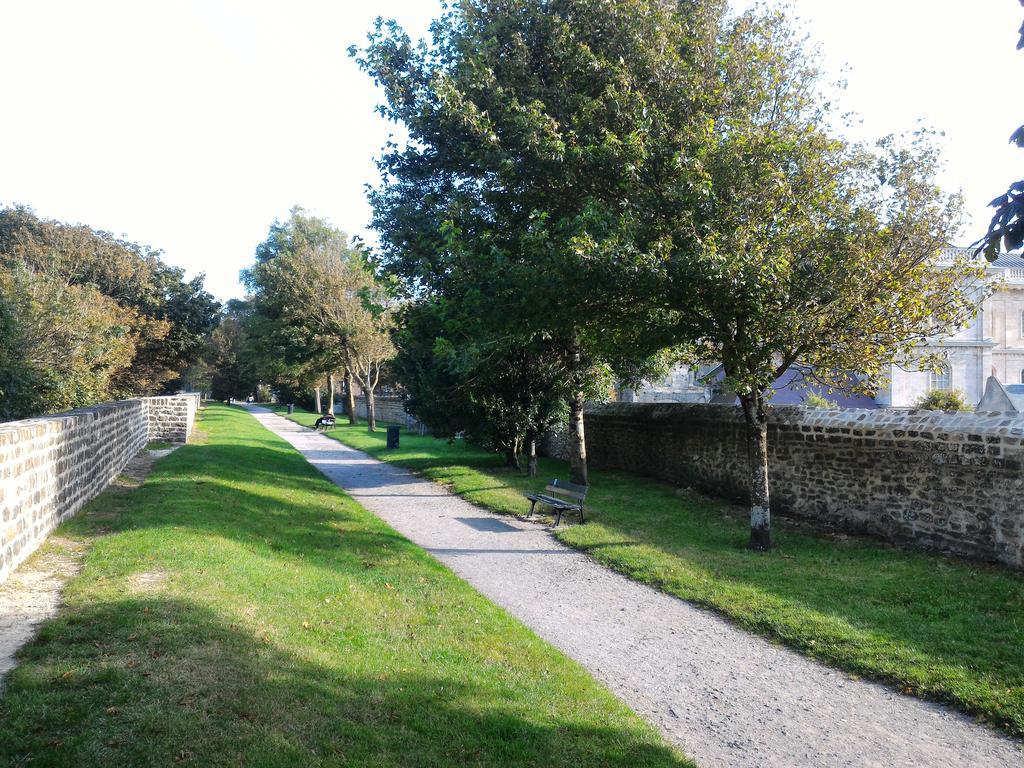 Studio 2 Pers En Vieille Ville Parking Gratuit - By La Source D'Orfee Boulogne-sur-Mer Exterior foto